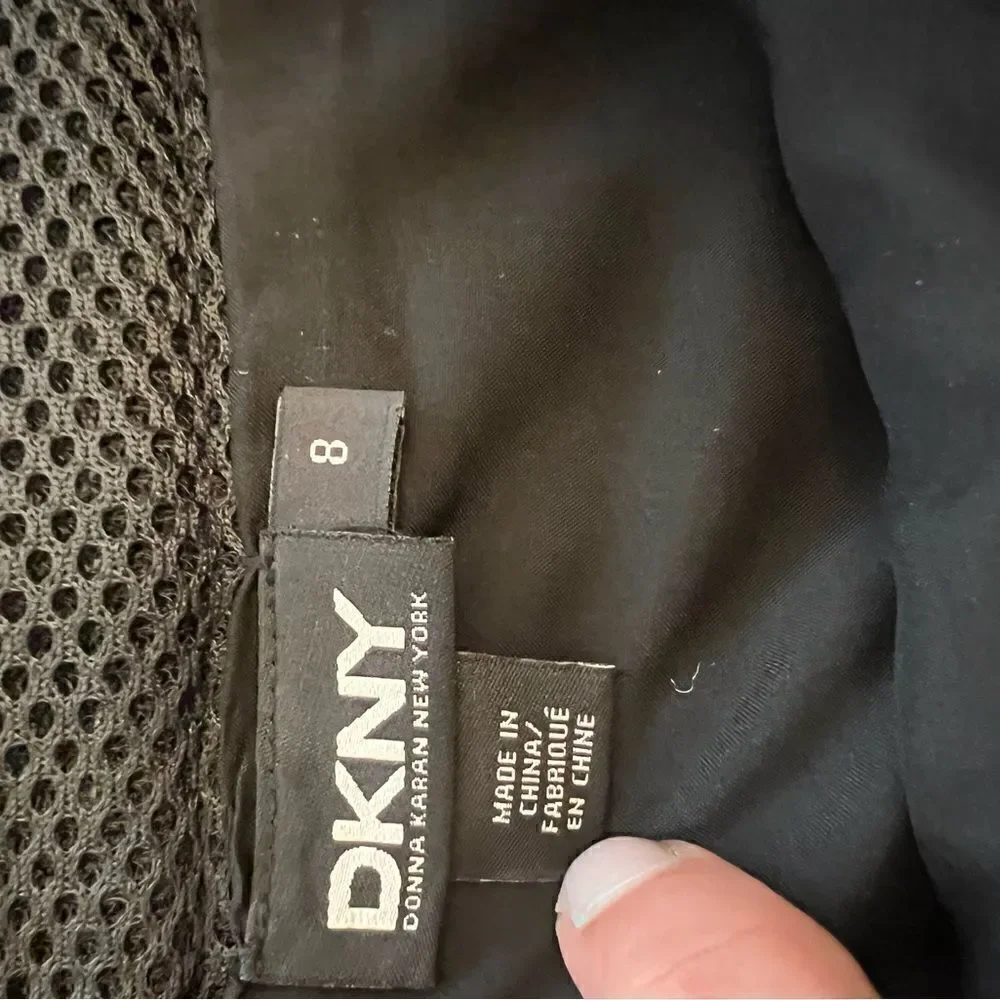 DKNYC beautiful classic